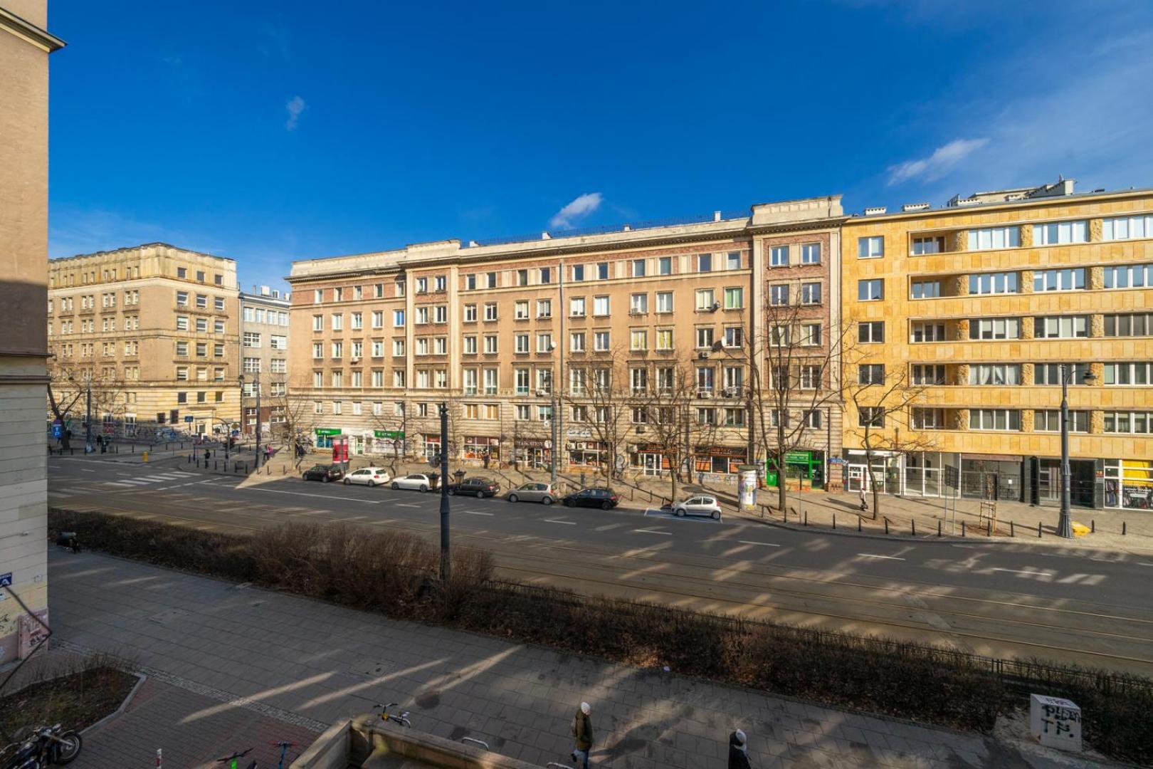 Apartament Downtown - Location, Metro&trams Nearby - By Rentujemy *