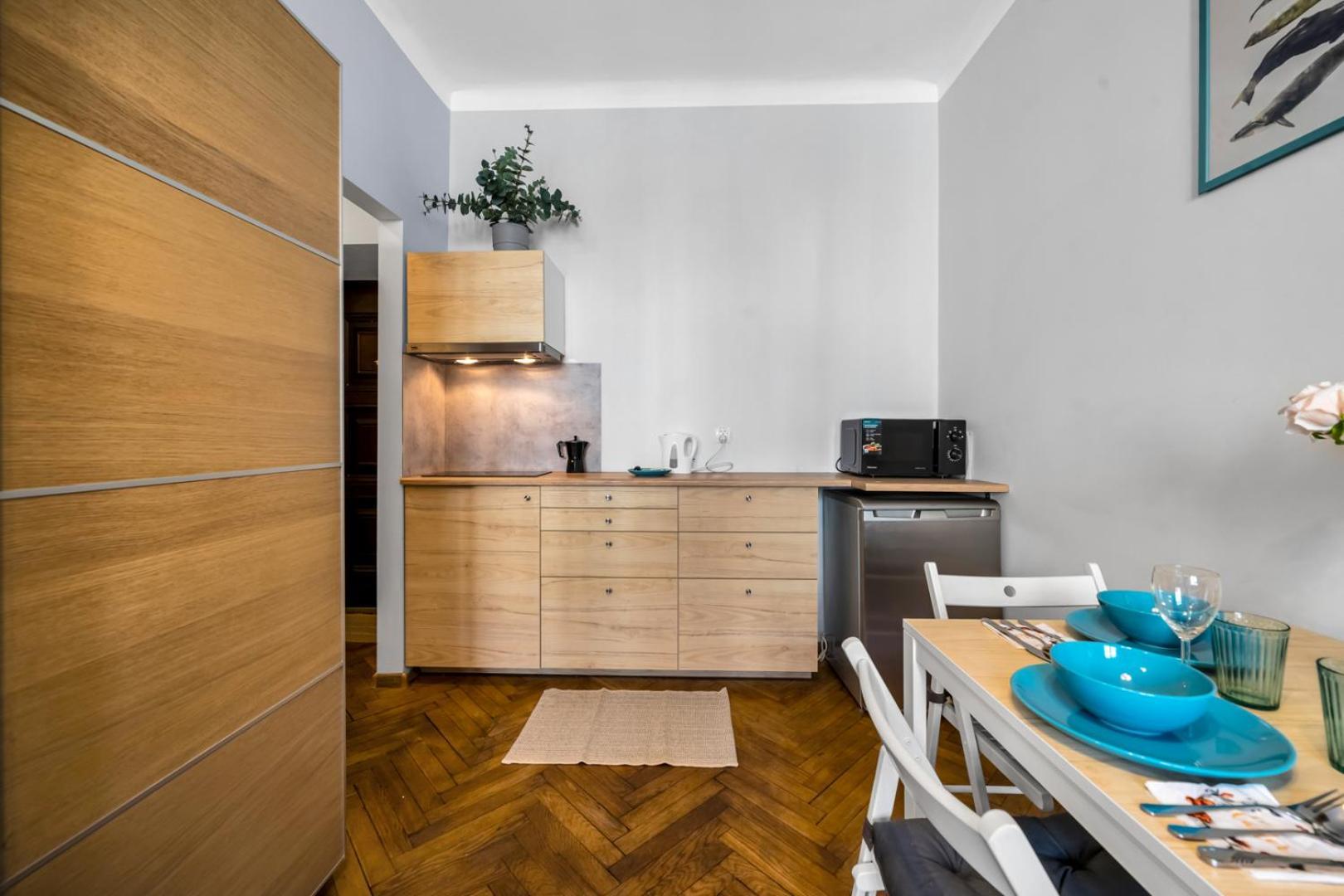 Apartament Downtown - Location, Metro&trams Nearby - By Rentujemy
